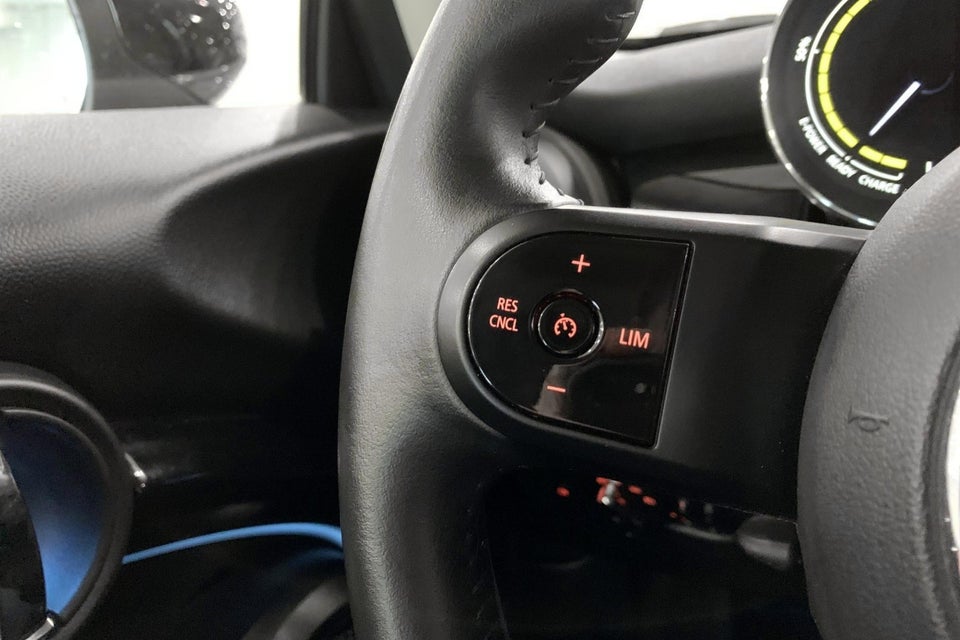 MINI Cooper SE Classic 3d