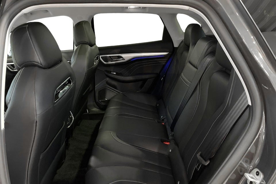 MG Marvel R Performance 5d