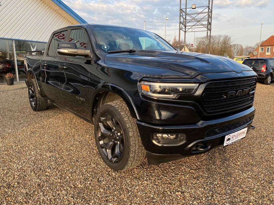 Dodge RAM 1500 5,7 V8 Hemi Limited Night aut. 4d