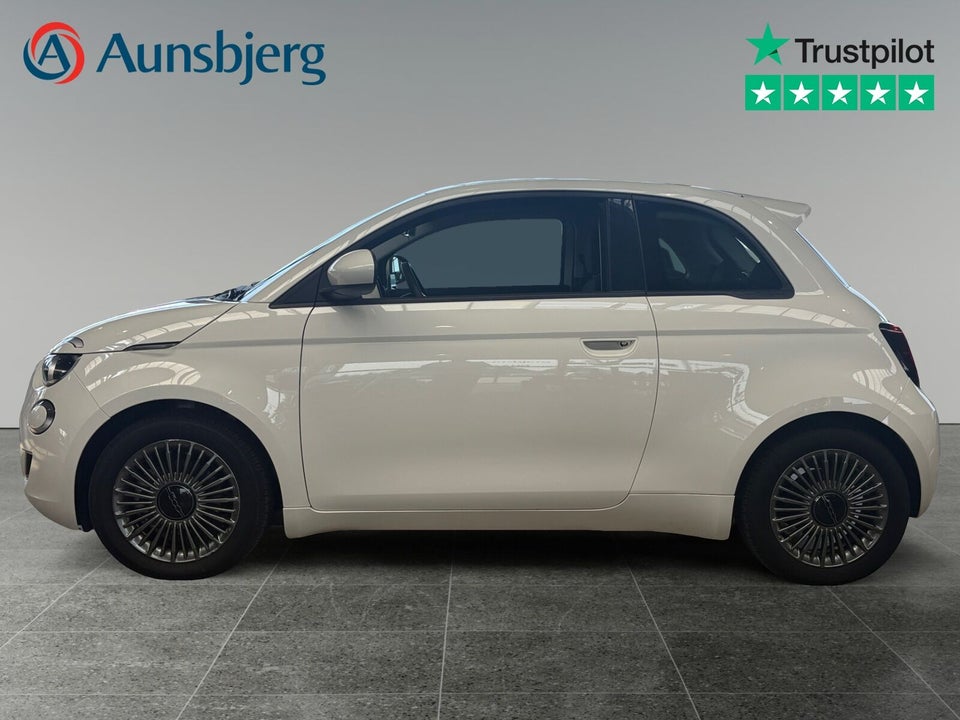 Fiat 500e 42 Icon 3d