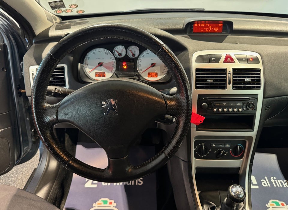 Peugeot 307 1,6 Creative 5d
