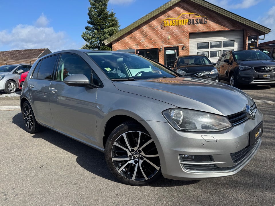 VW Golf VII 1,4 TSi 140 Highline BMT 5d