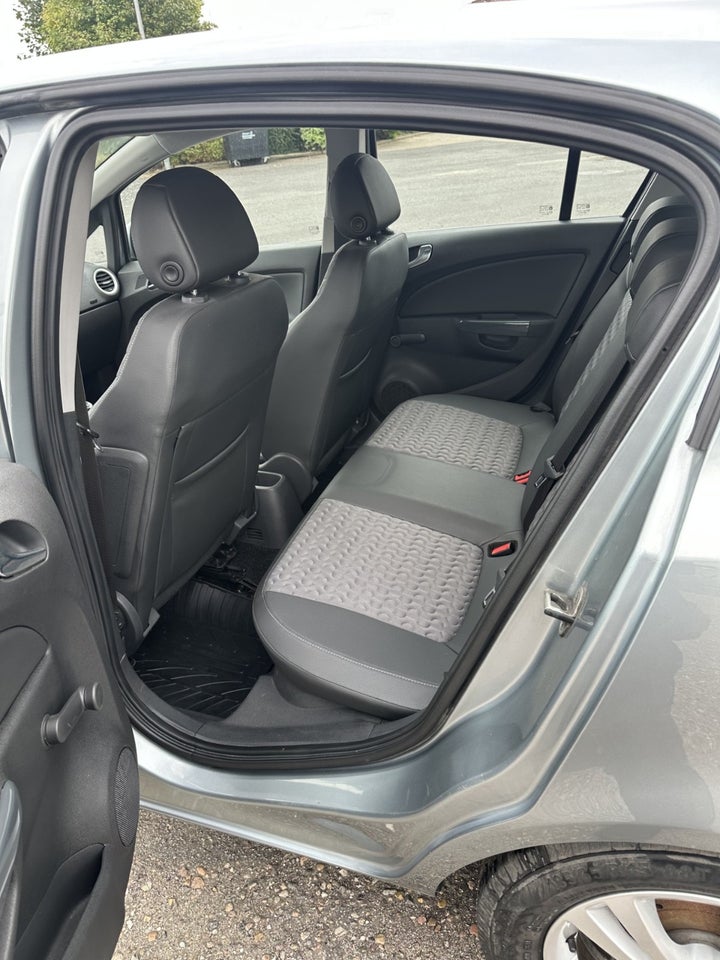 Opel Corsa 1,3 CDTi 95 Cosmo eco 5d