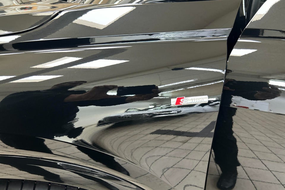 Audi Q4 e-tron 45 S-line Edition 5d