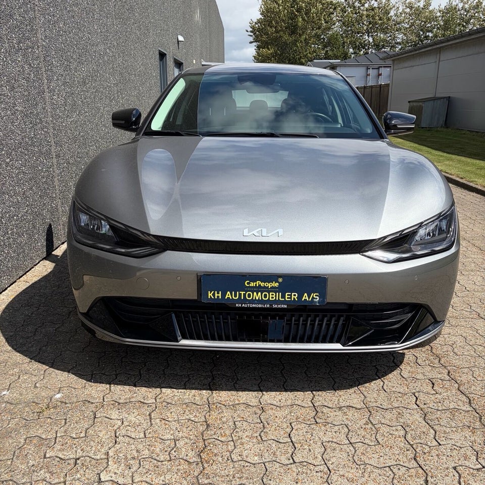 Kia EV6 77 Long Range Upgrade 5d