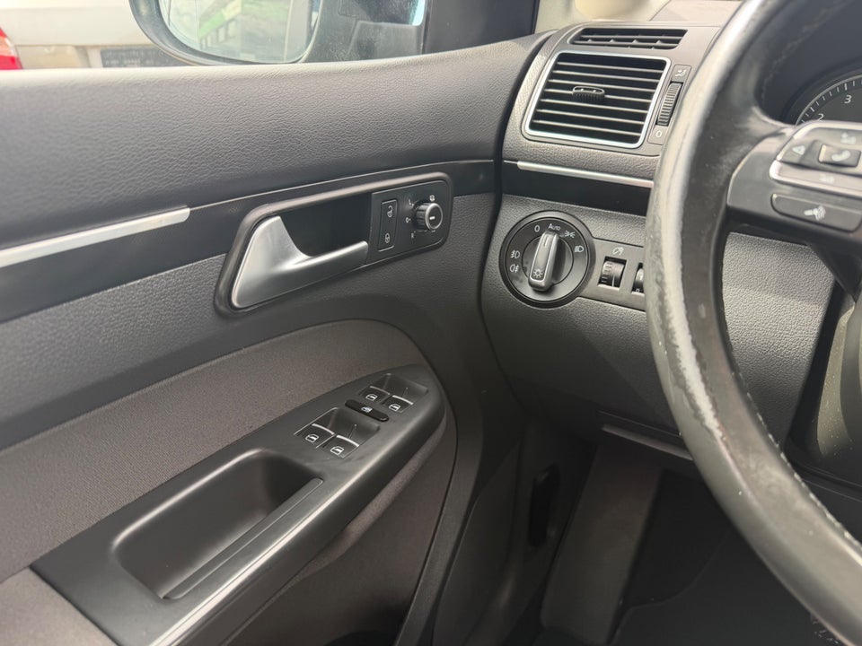 VW Touran 1,4 TSi 140 Highline DSG 7prs 5d