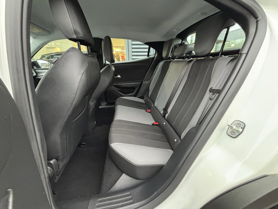 Opel Mokka-e 50 Elegance 5d