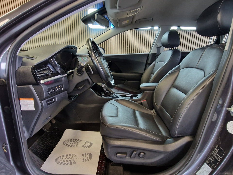 Kia Niro 1,6 PHEV Advance DCT 5d