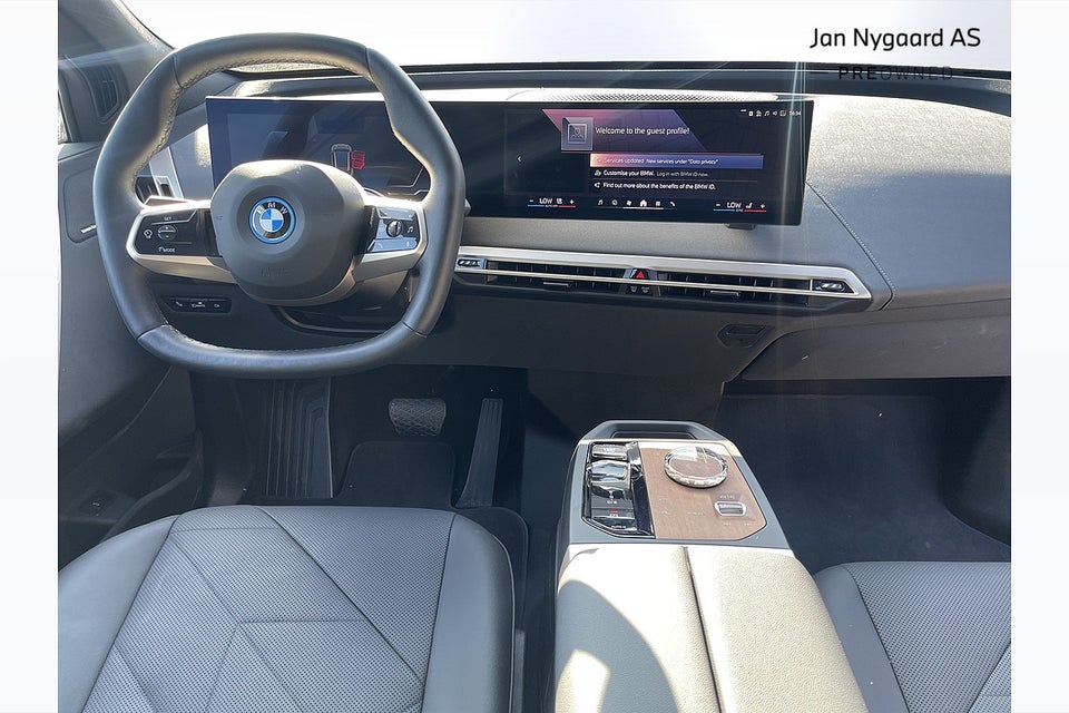 BMW iX xDrive40 Super Charged 5d