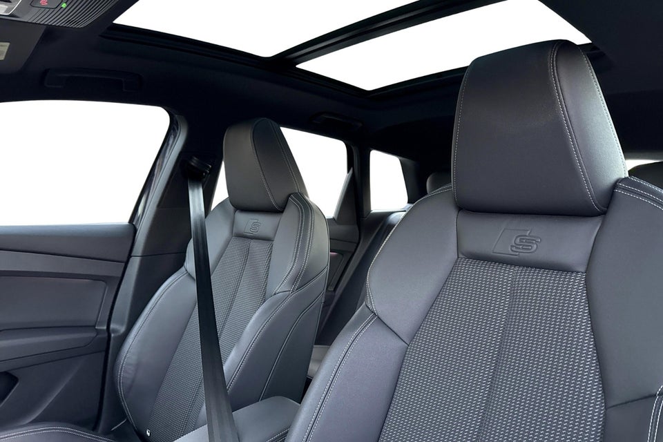 Audi Q4 e-tron 50 Attitude quattro 5d