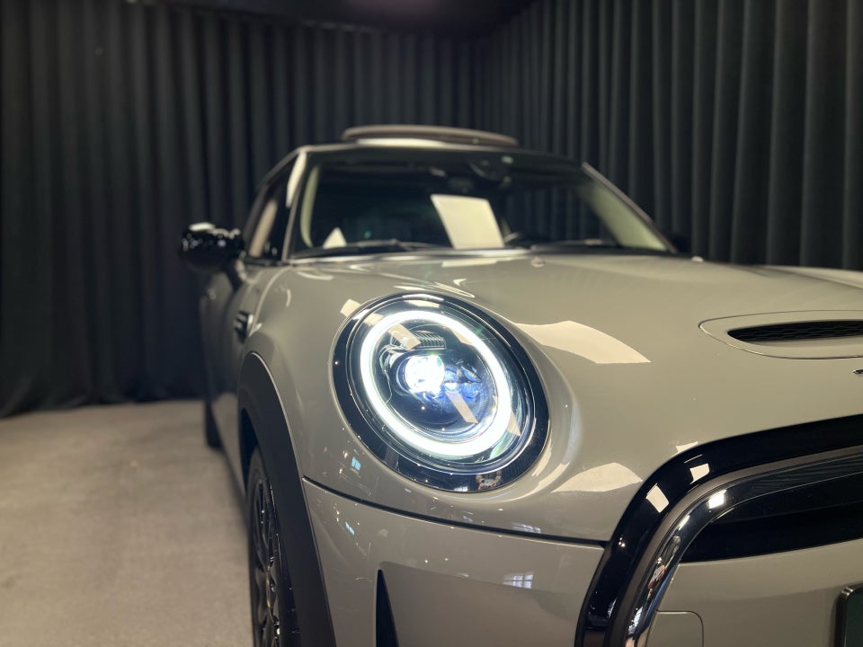 MINI Cooper SE Camden Edition 3d