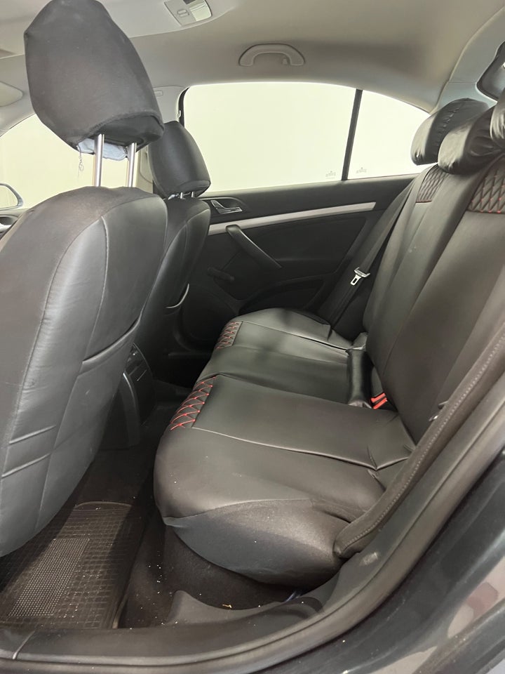 Skoda Octavia 2,0 TDi Elegance 5d