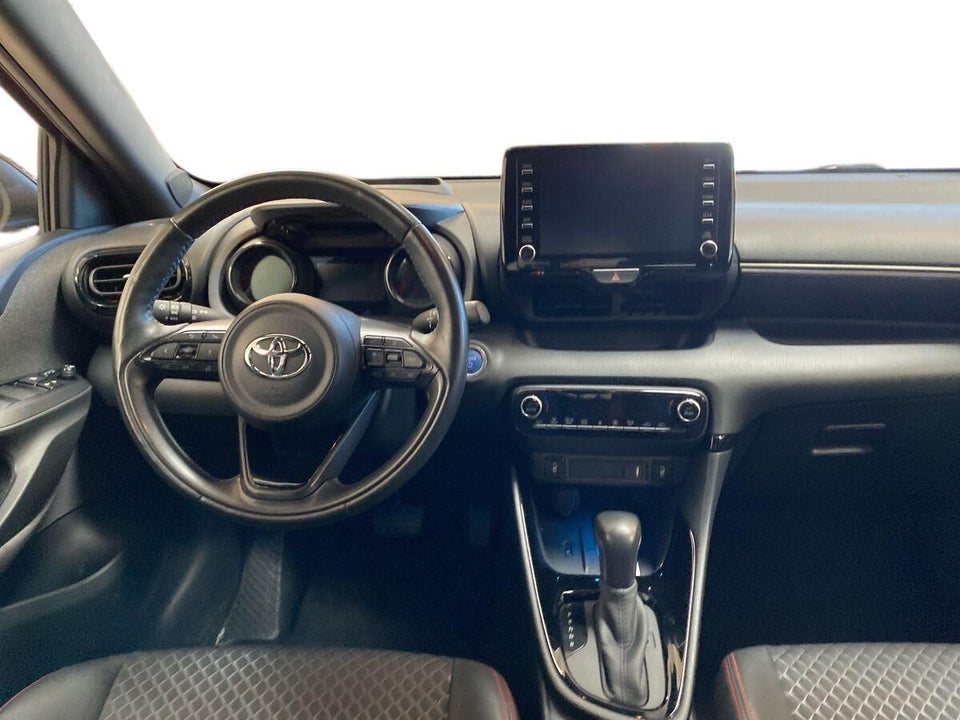 Toyota Yaris 1,5 Hybrid H3 Premier Edition e-CVT 5d