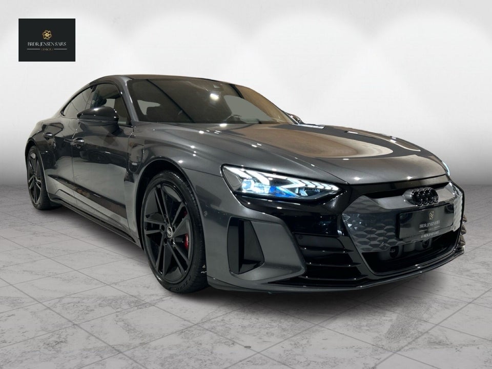 Audi e-tron GT quattro 4d