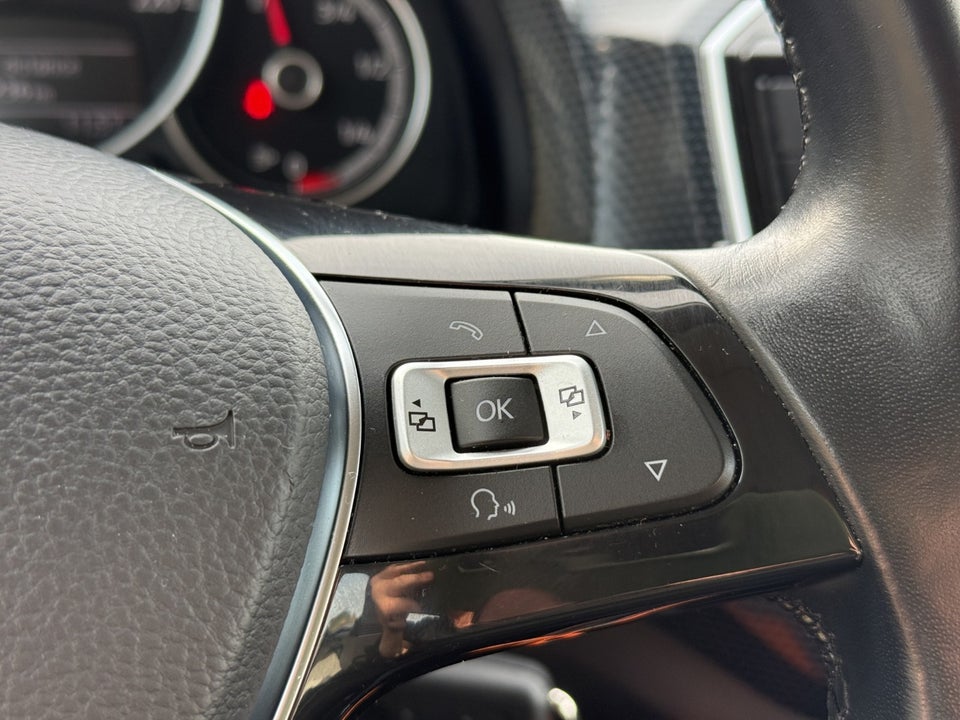 VW Up! 1,0 MPi 60 Move Up! BMT 5d