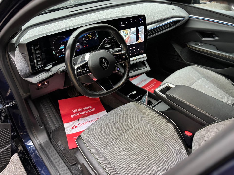Renault Megane E-Tech 60 Techno 5d