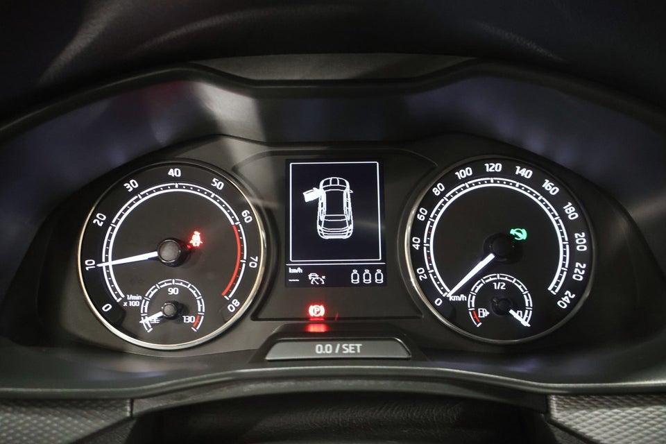 Skoda Kamiq 1,0 TSi 110 Tour de France DSG 5d