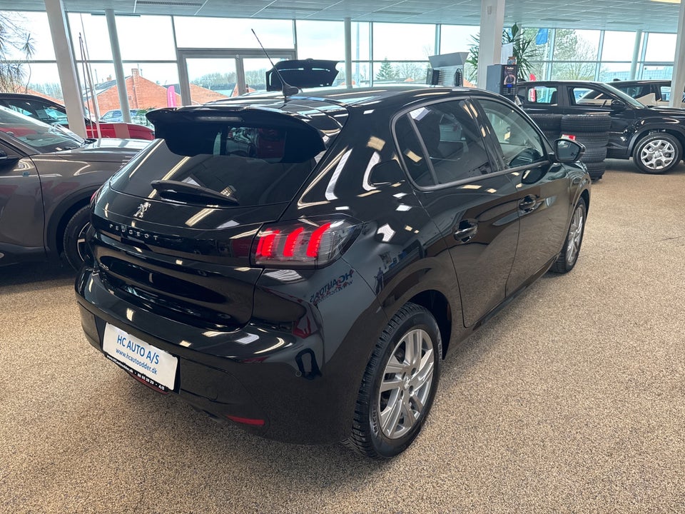 Peugeot 208 1,2 PureTech 100 Allure EAT8 5d