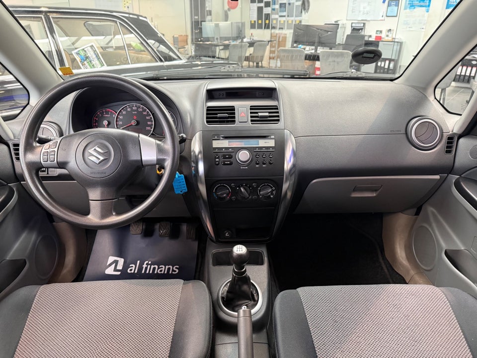 Suzuki SX4 1,6 GL-A 5d