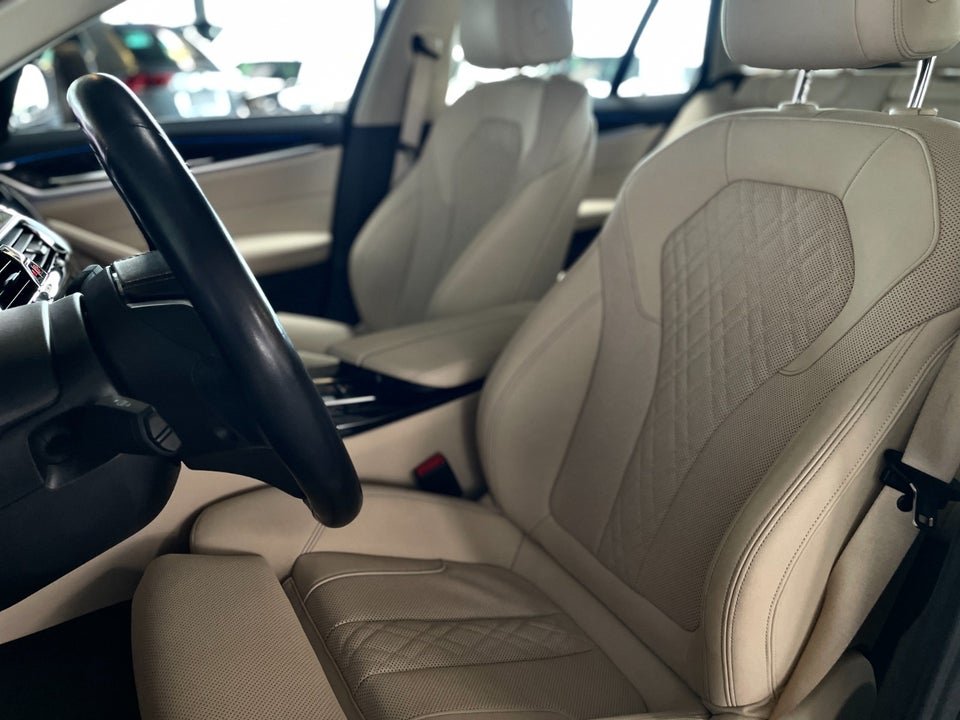 BMW 530e 2,0 Touring Sport Line aut. 5d