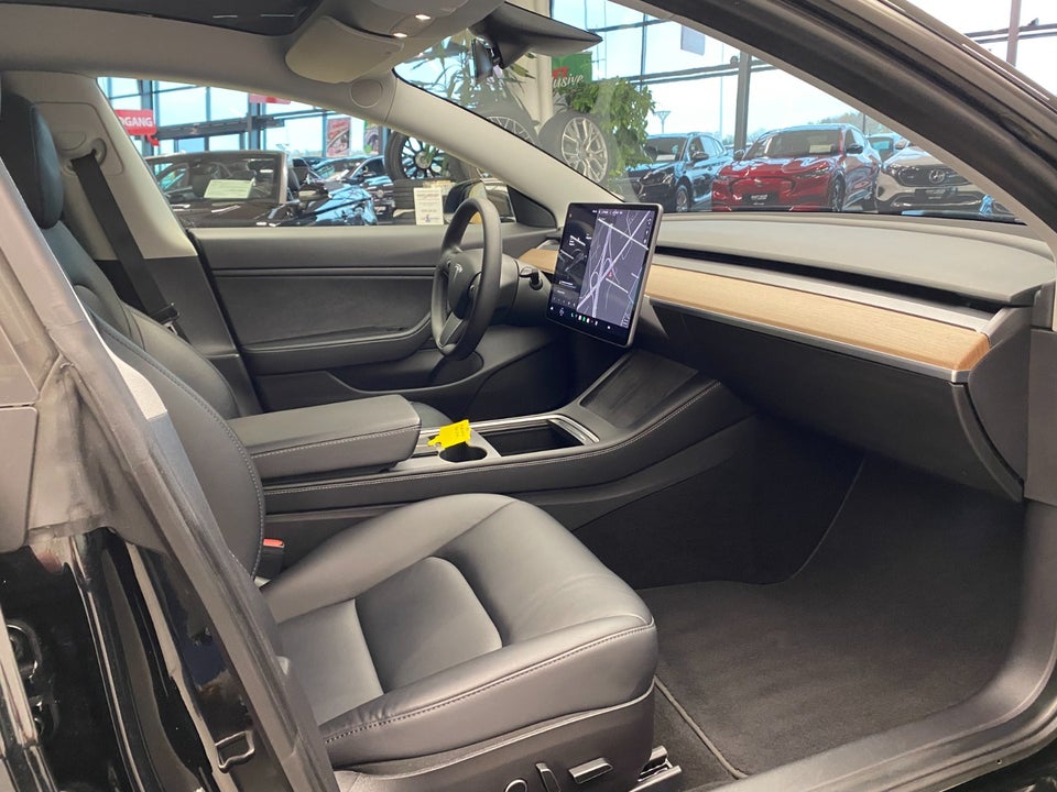 Tesla Model 3 Performance AWD 4d