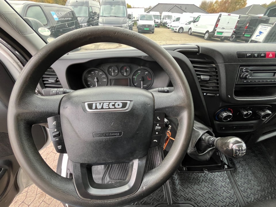 Iveco Daily 2,3 35S13 3750mm Lad 2d