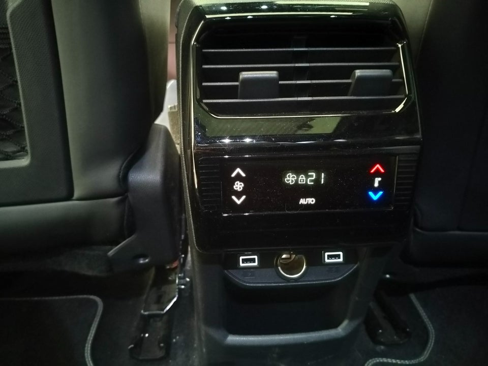 Peugeot e-5008 77 GT 7prs 5d