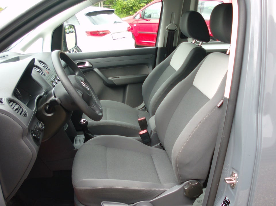 VW Caddy 1,2 TSi 85 Trendline 5d