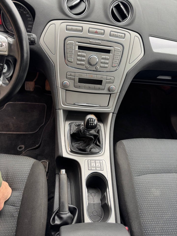 Ford Mondeo 2,0 Trend stc. 5d