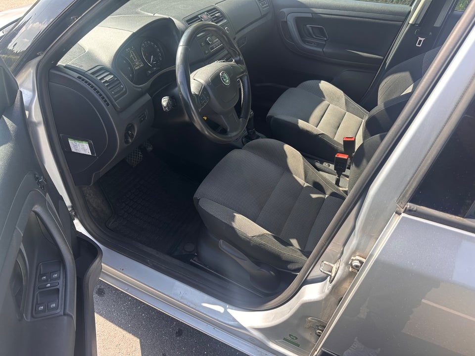 Skoda Fabia 1,2 TSi 105 Ambiente Combi DSG 5d