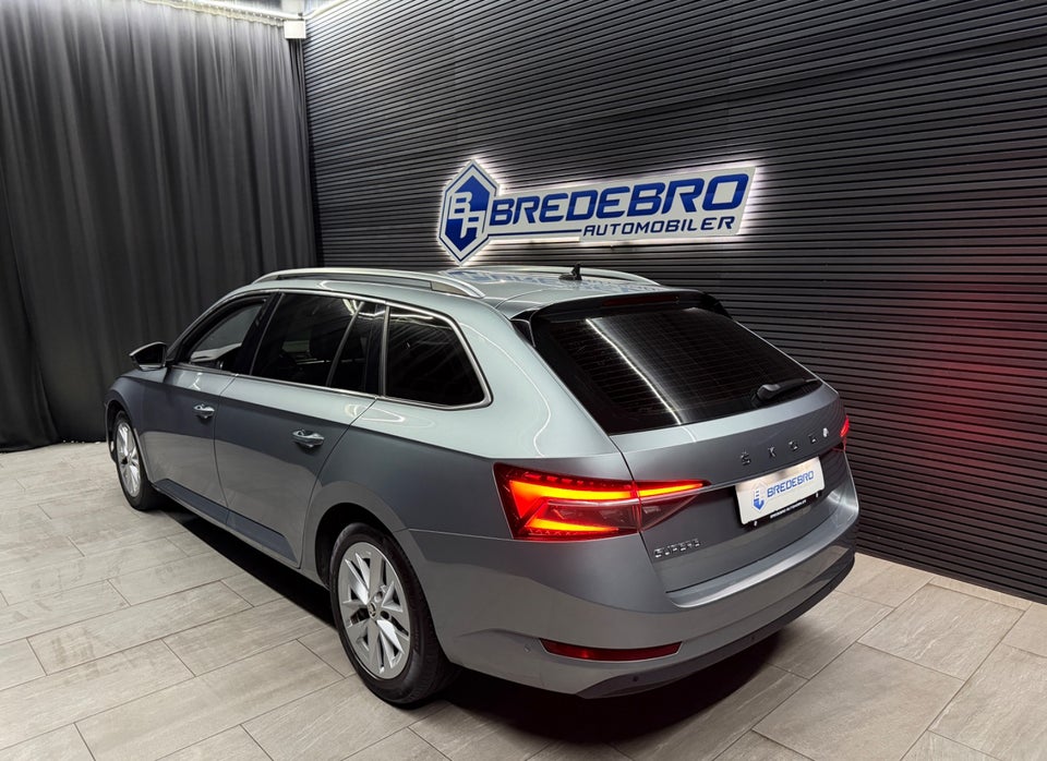 Skoda Superb 2,0 TDi 150 Business Executive Combi DSG 5d