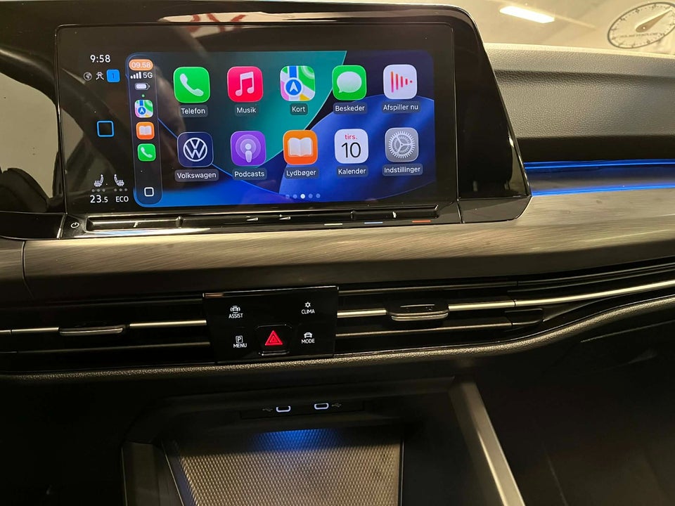 VW Golf VIII 1,4 eHybrid DSG 5d