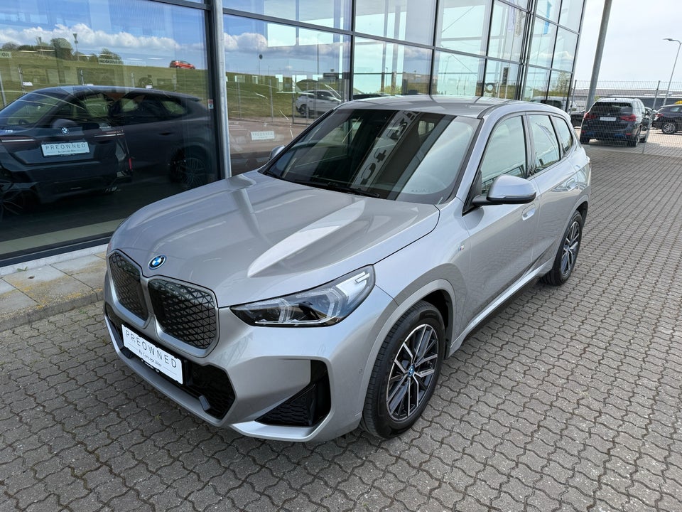 BMW iX1 eDrive20 M-Sport 5d
