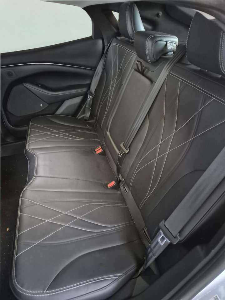 Ford Mustang Mach-E 68 Standard Range 5d