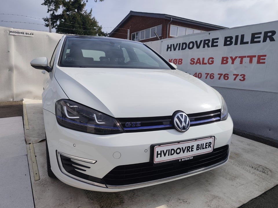 VW Golf VII 1,4 GTE Highline DSG 5d