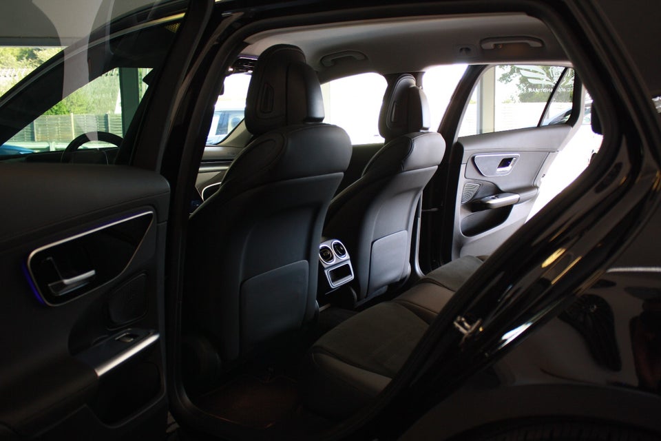 Mercedes C220 d 2,0 AMG Line stc. aut. 5d