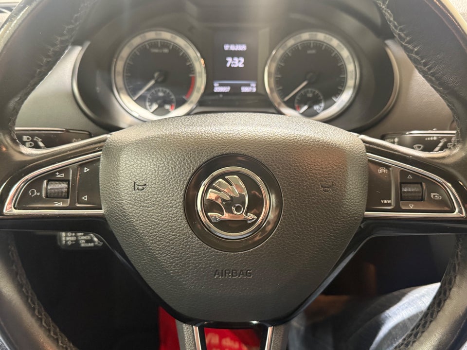 Skoda Octavia 1,6 TDi 115 Style Combi DSG 5d