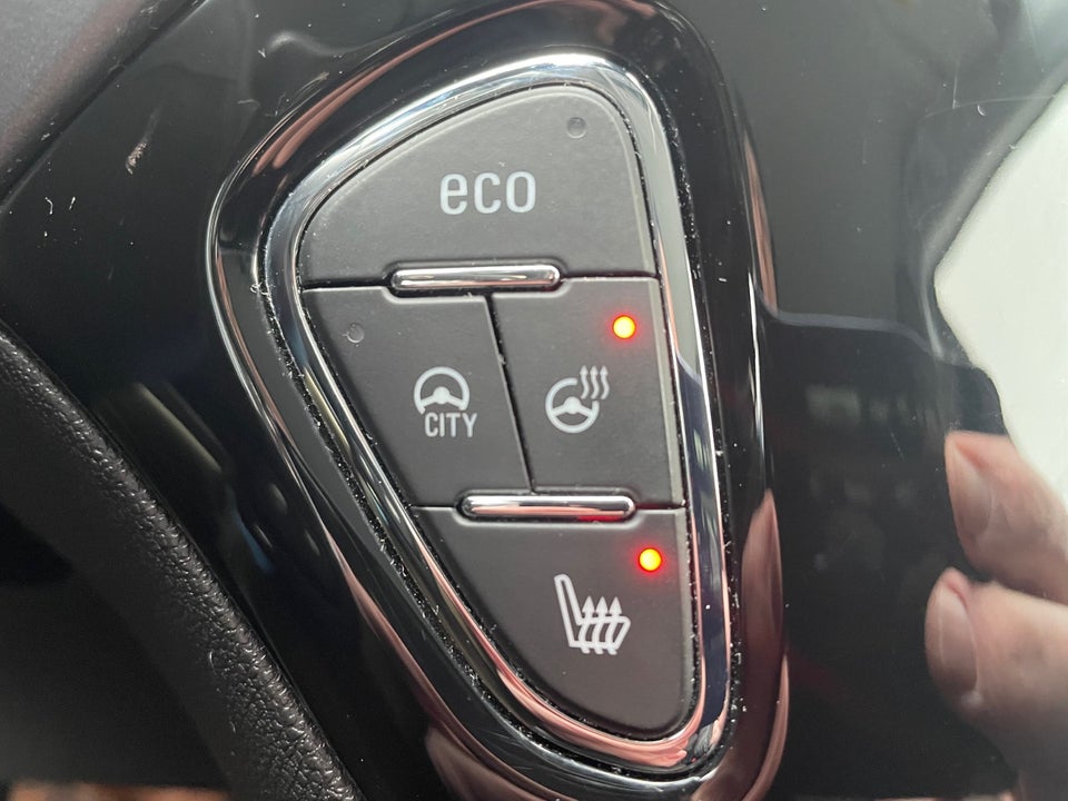 Opel Corsa 1,4 16V Enjoy+ 5d