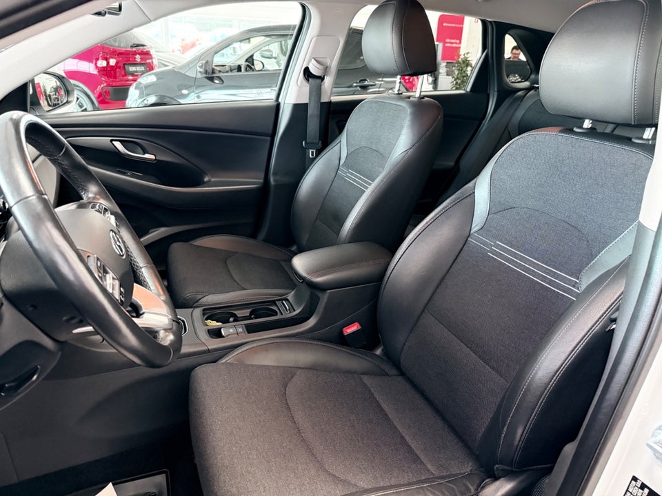 Hyundai i30 1,0 T-GDi Advanced DCT 5d