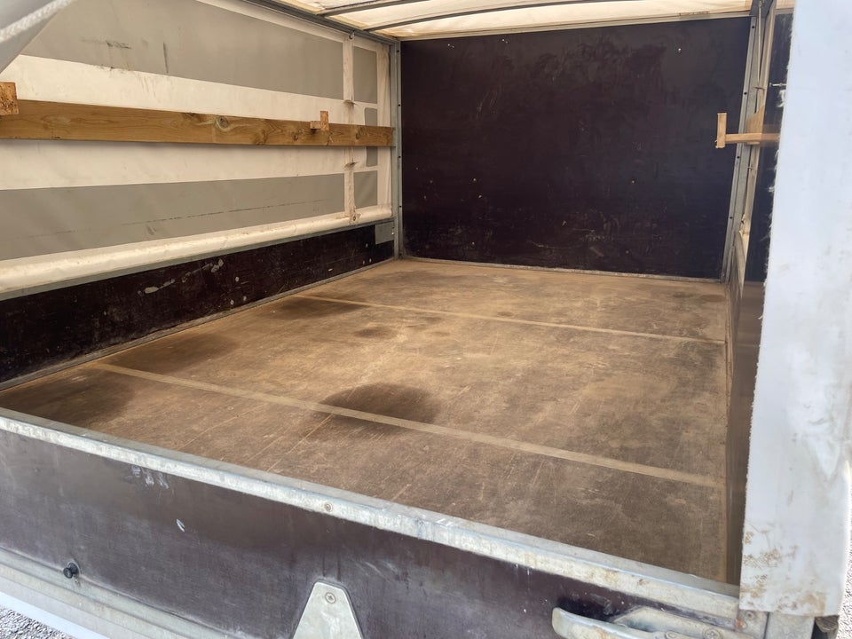 Nissan NV400 2,3 dCi 135 W3L3 Db.Kab 4d