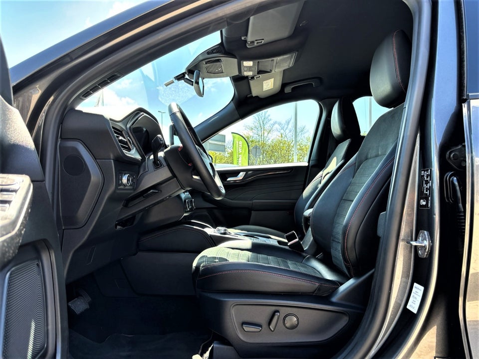 Ford Kuga 2,5 PHEV ST-Line X CVT 5d