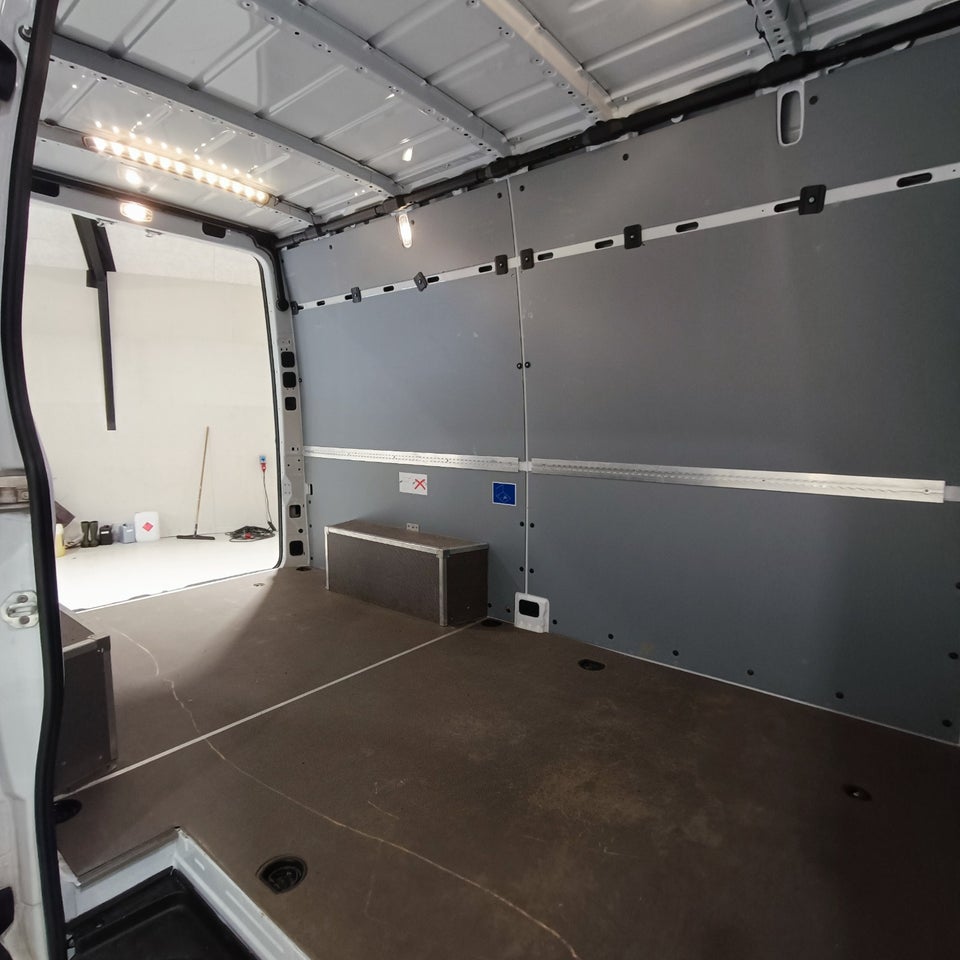 Mercedes Sprinter 319 2,0 CDi A2 Kassevogn PRO aut. 4x4