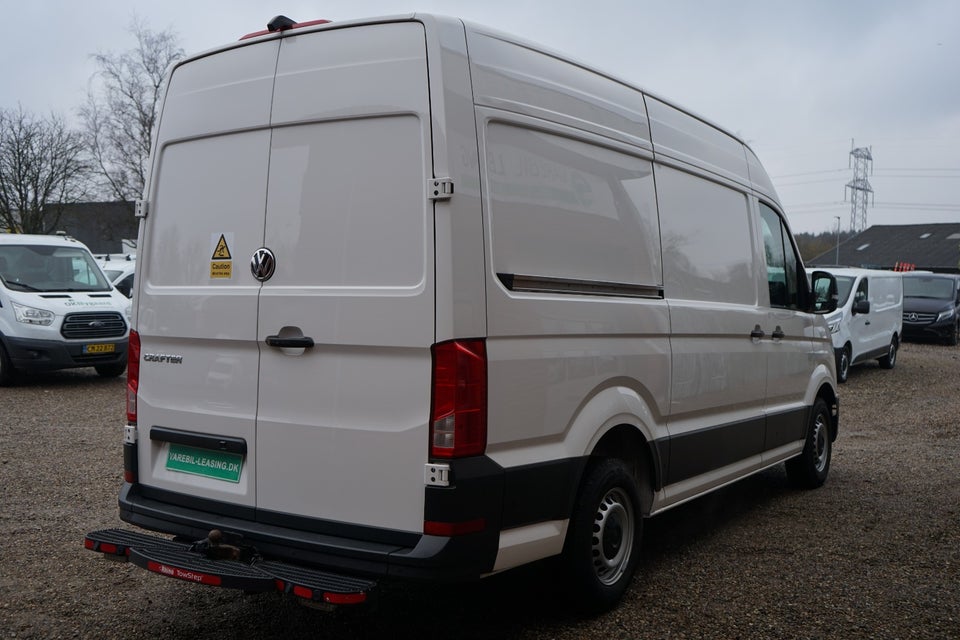 VW Crafter 35 2,0 TDi 177 Kassevogn L3H2