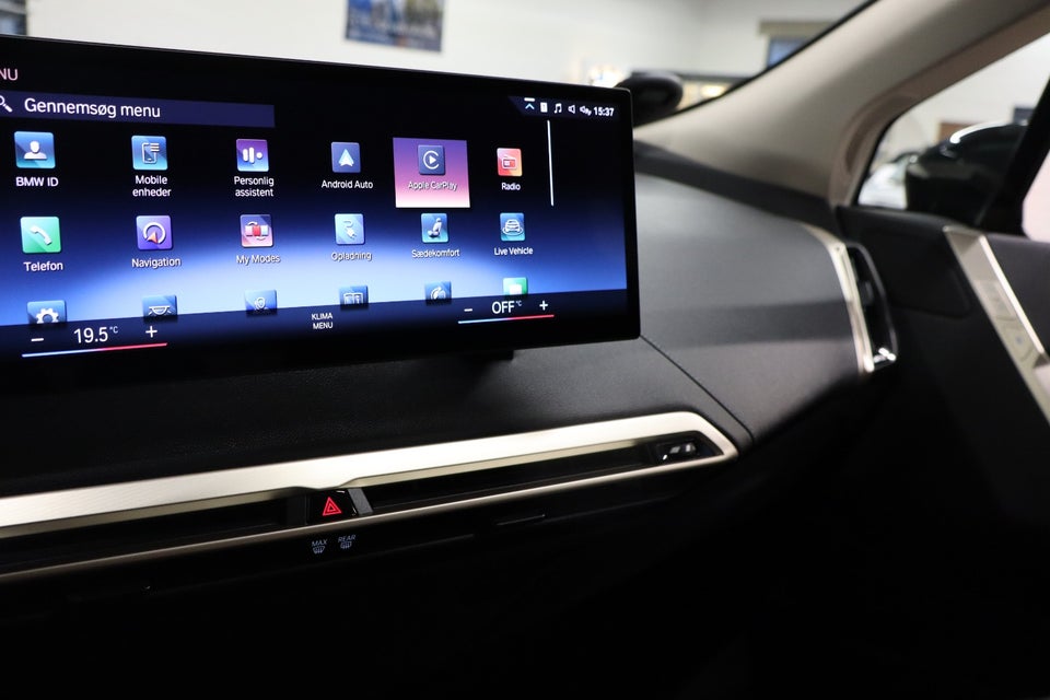 BMW iX xDrive40 Sport 5d