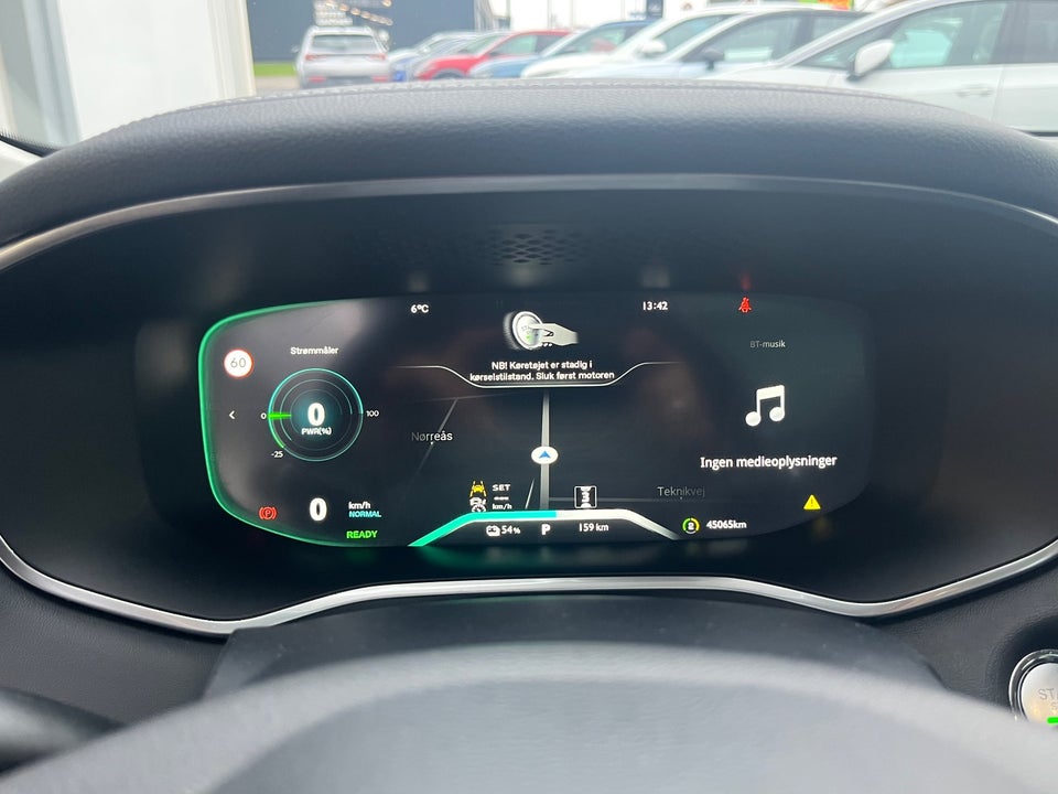 MG Marvel R Luxury 5d