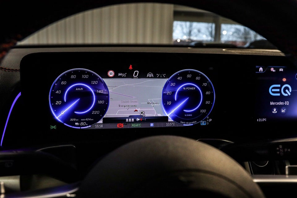 Mercedes EQB250+ AMG Line Advance Plus 5d