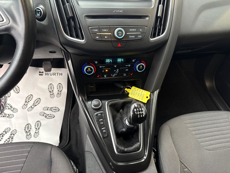 Ford Focus 1,0 EcoBoost Titanium stc. 5d