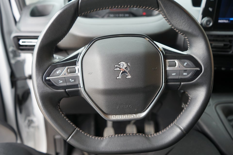 Peugeot Partner 1,5 BlueHDi 100 L1V1 Plus Van