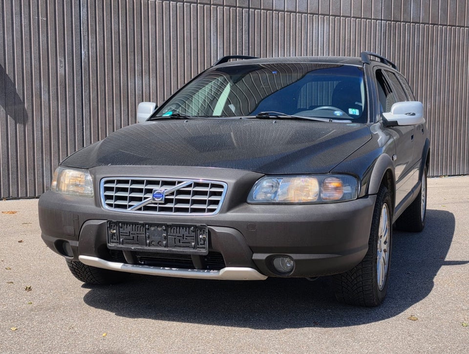 Volvo XC70 2,4 T AWD 5d