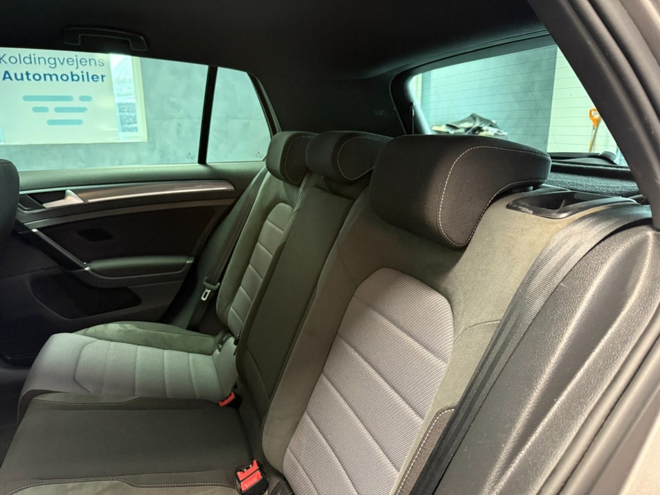 VW Golf VII 1,4 TSi 150 R-line DSG 5d